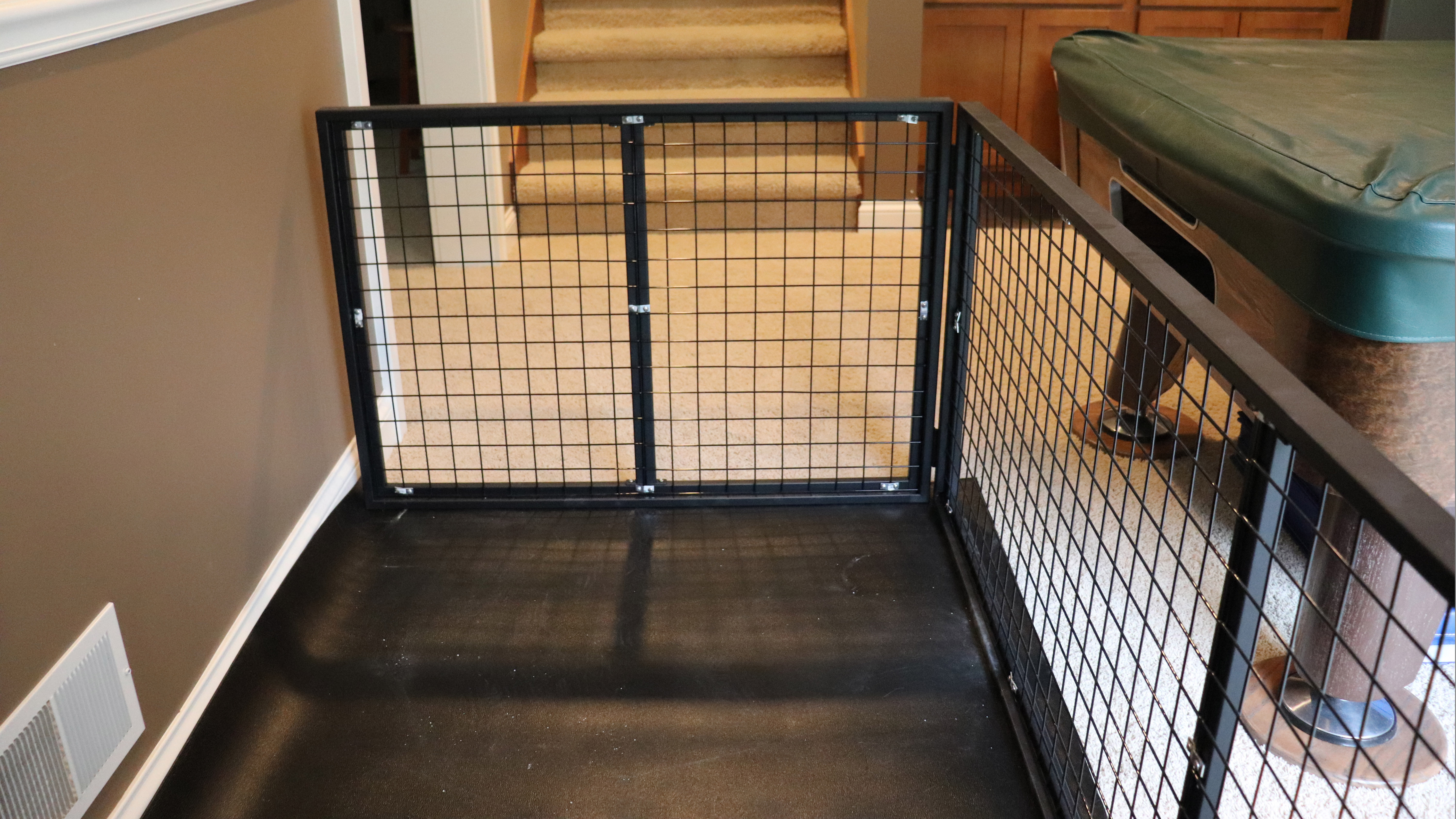Pet Enclosure 8